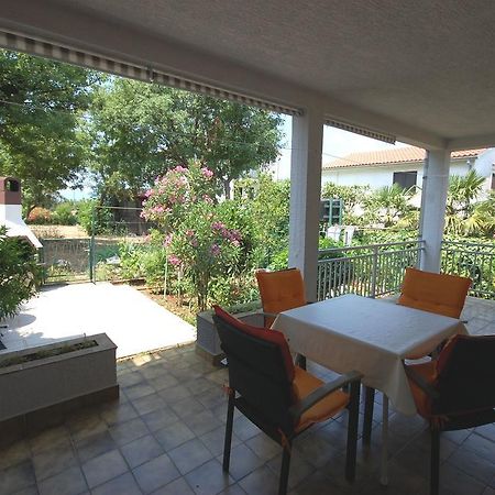 Apartments Jakobi By El-Pi Tours Нівице Екстер'єр фото