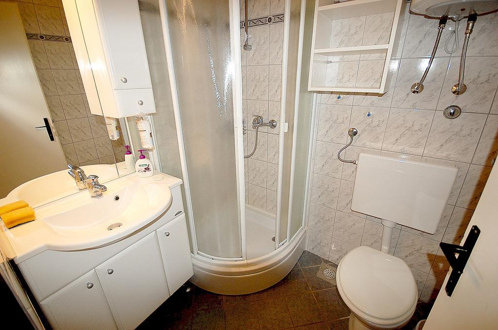 Apartments Jakobi By El-Pi Tours Нівице Номер фото
