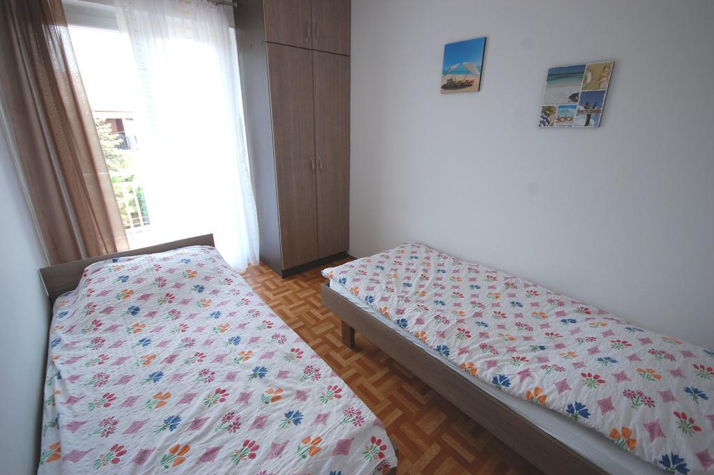 Apartments Jakobi By El-Pi Tours Нівице Екстер'єр фото